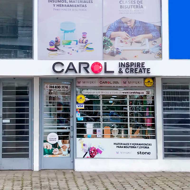 Fachada de la tienda Carol Bogotá Galerías