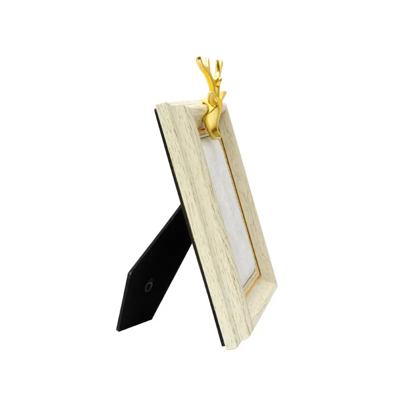 07825-1-Cuadro-exhibidor-aretes-pequeno.webp