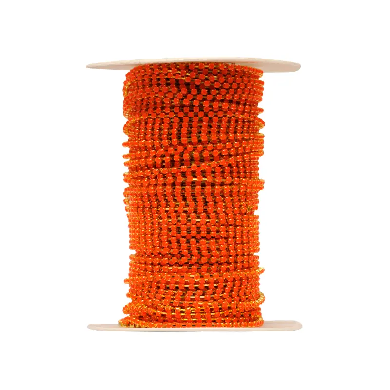 28238-Cadena-strass-#4-naranja-2.5mm-Gilt-x-m.webp