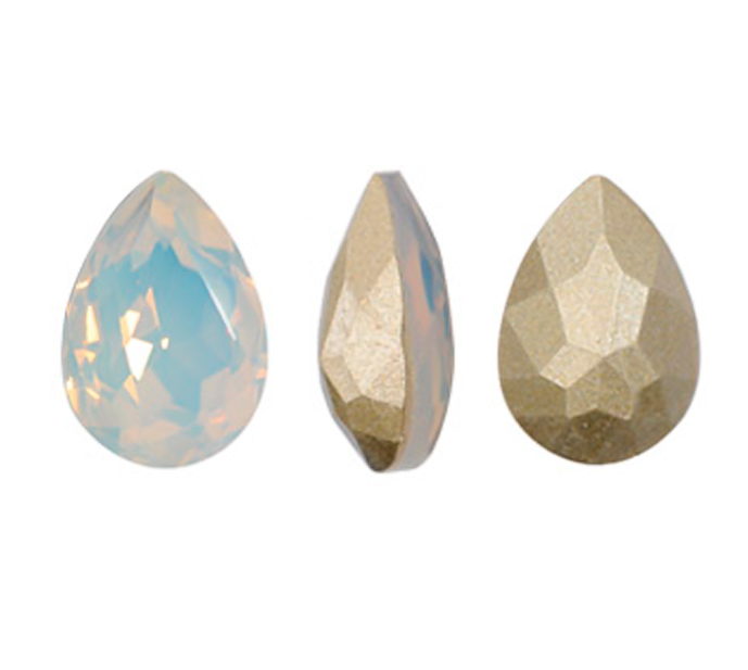 4320CH pera 7x10mm 234 white opal x unidad