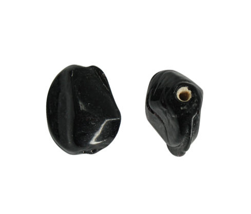Vidrio hindú 552  12mm negro 013 x und
