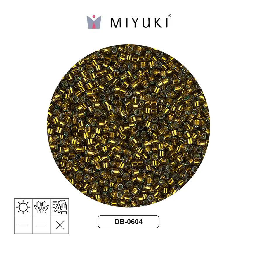 Miyuki delica 11/0 DB0604 plateado forrado golden verde x 50g