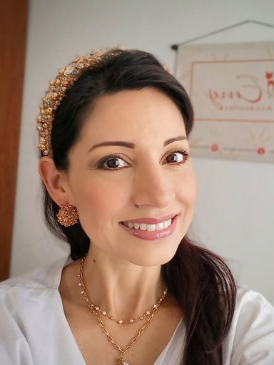 [20541] Clase de bisuteria Emily Delgado 