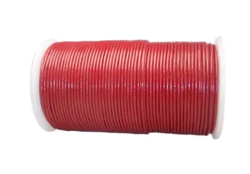 [06921] Cordon cuero 2mm Cor.Red x 100m