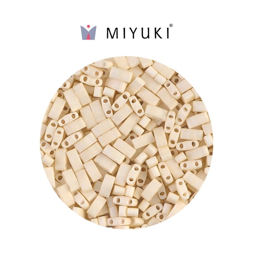 [17397] Miyuki half tila 5x2.3x1.9mm HTL2021 mate opaco crema x 50g
